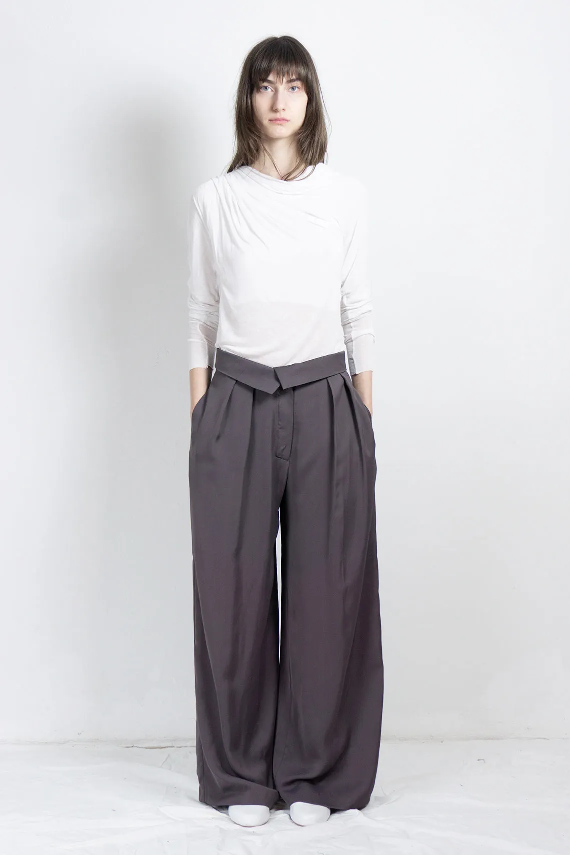 Cupro pleated trousers