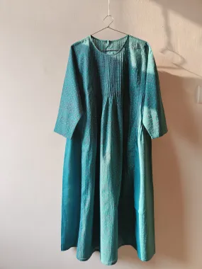 Dona Pin-tucked Kalidar Kurta