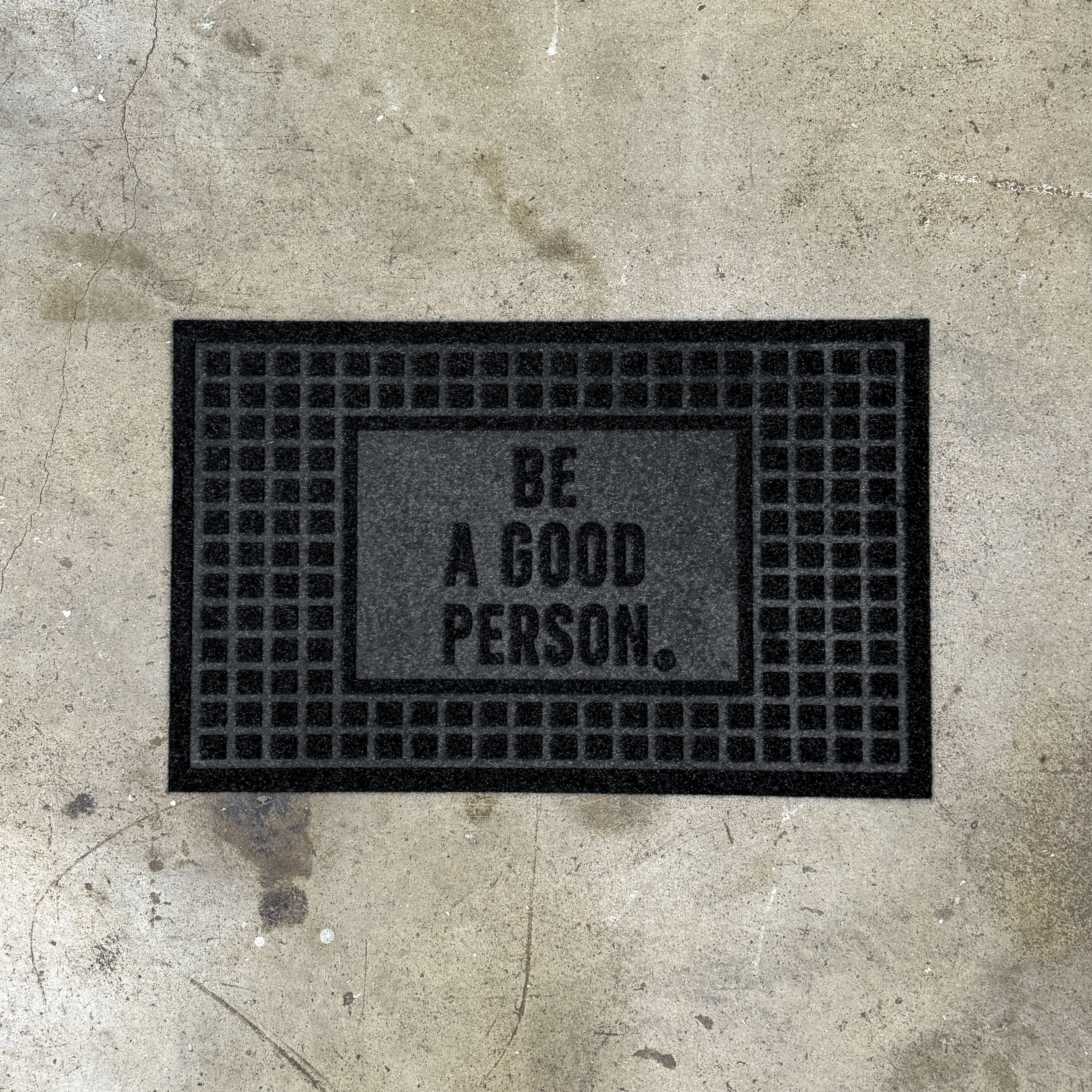 Signature Outdoor Doormat - Black